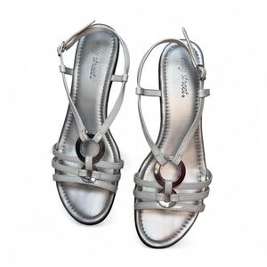 Easy Street Women's Metallic Sandals